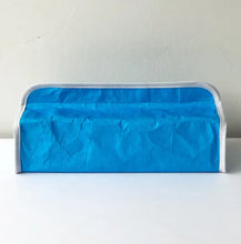 画像をギャラリービューアに読み込む, Tissue Box Cover “Jim” - Blue/Gray