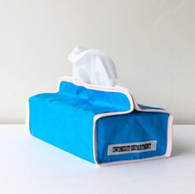 画像をギャラリービューアに読み込む, Tissue Box Cover “Jim” - Blue/Gray