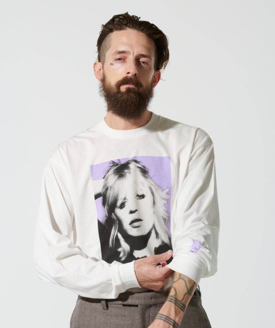 Marianne Faithful Long Sleeve T-shirt / museum neu – Folks Store