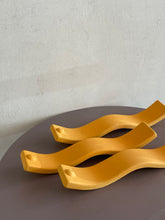 画像をギャラリービューアに読み込む, Ceramic Wave Incense Tray

