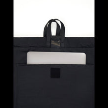 画像をギャラリービューアに読み込む, Gallery Commune / MagBook Backpack
