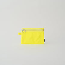 画像をギャラリービューアに読み込む, TEMBEA / FLAT POUCH NEON
