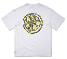 画像をギャラリービューアに読み込む, WGN Graphic Tee / Strange Fruit
