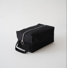 画像をギャラリービューアに読み込む, TEMBEA / GARMENT BAG SMALL
