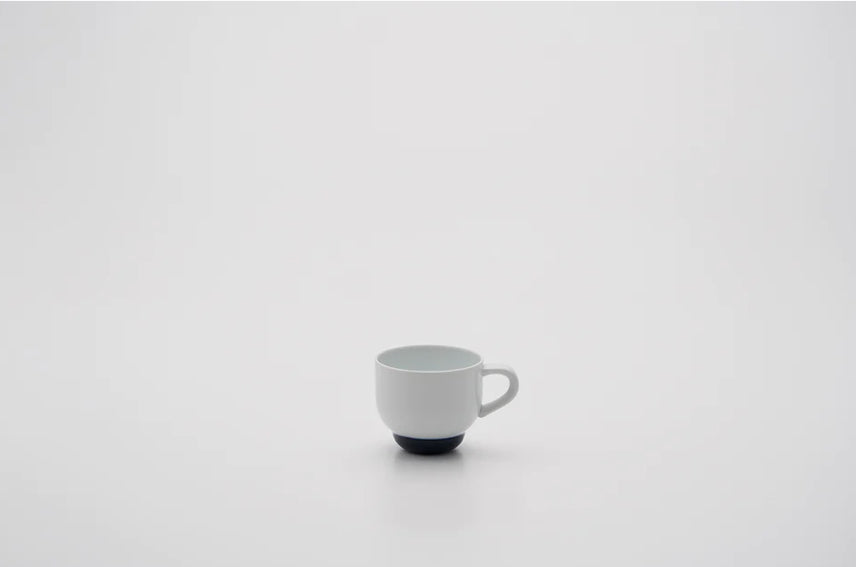 2016/ Pauline Deltour / Coffee Cup with Handle / White/Dark Blue