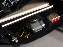 画像をギャラリービューアに読み込む, Read More Photobooks Tote / Deadbeat Club
