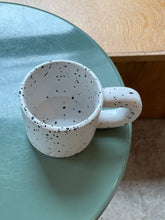 画像をギャラリービューアに読み込む, BW Sesami Ceramic Mug
