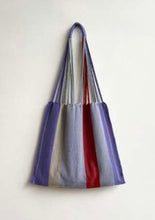 画像をギャラリービューアに読み込む, pips-asymmetry stripe cotton hammock bag/L
