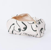 画像をギャラリービューアに読み込む, Gravel &amp; Gold / Dopp Kit Bag - Boobs
