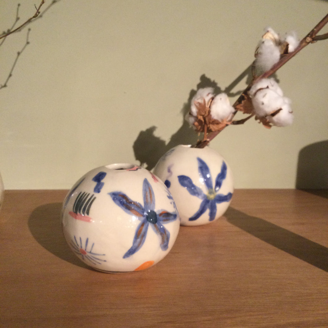 Mixed Needs / Round Bud Vase