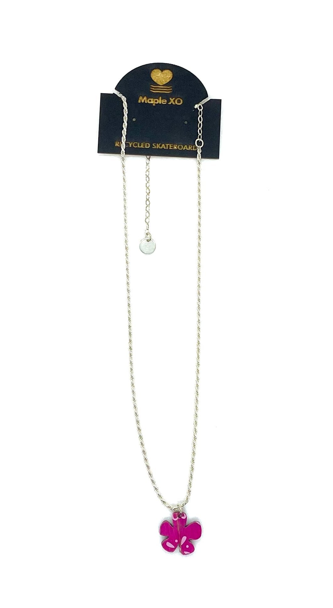 Maple XO / Daisy Necklace